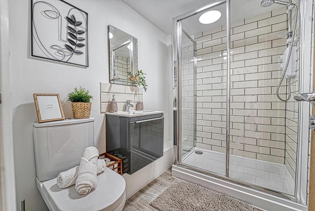 Guest Homes - Watledge House Apartment ทุกส์แบร์รี ภายนอก รูปภาพ